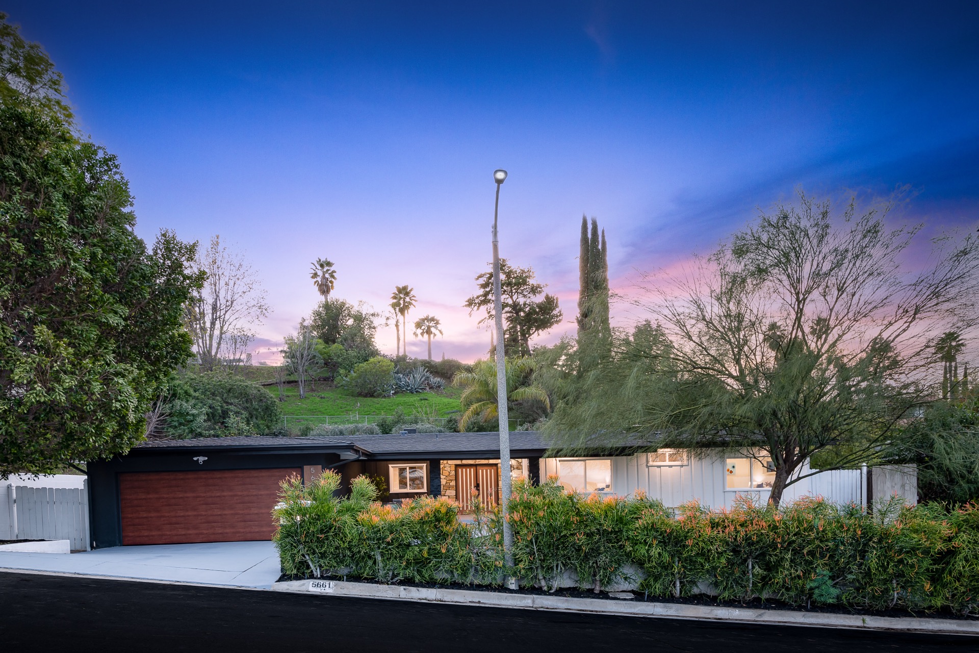 Mid-Century Modern Gem